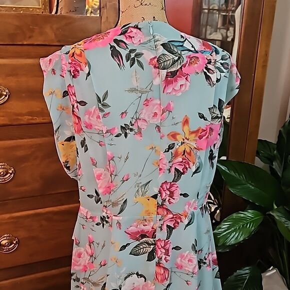 Eliza J Floral Faux Wrap Dress in Pastel Colors size 14 - Picture 7 of 13